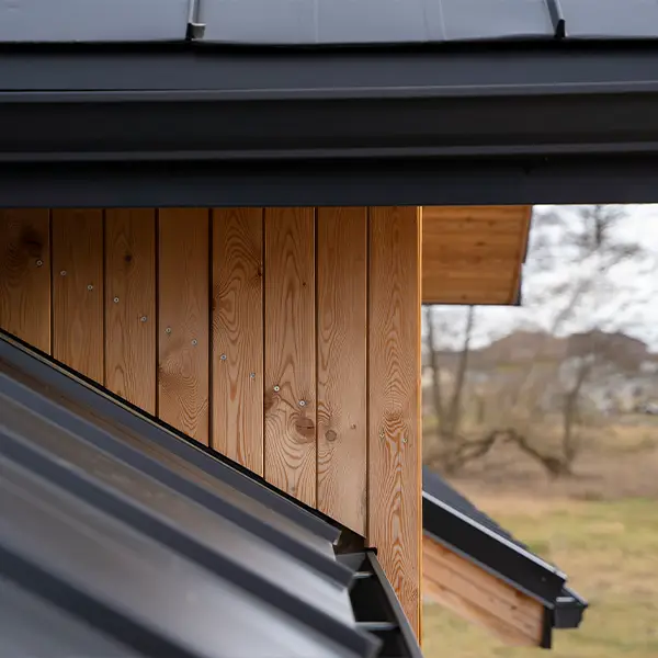 Why Tovar Roofing LLC Is the Trusted Choice in Cottage Grove, WI?