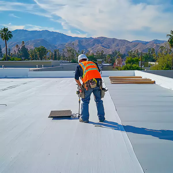 Why Cottage Grove Property Owners Trust Tovar Roofing LLC for Flat Roofing?
